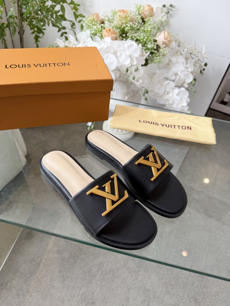 l0vis Vvtt0n slippers